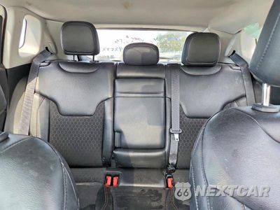 Zdjęcie 10 z 13 samochodu: 2018 JEEP COMPASS LATITUDE VIN:3C4NJDBB7JT192532 - miniatura
