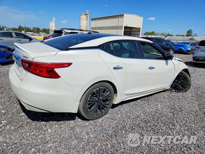 Trzecie zdjęcie samochodu z tyłu: 2016 NISSAN MAXIMA PLATINUM VIN:1N4AA6AP2GC438601 - miniatura