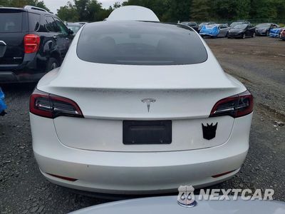 Zdjęcie 6 z 12 samochodu: 2023 TESLA MODEL 3 VIN:5YJ3E1EAXPF504847 - miniatura