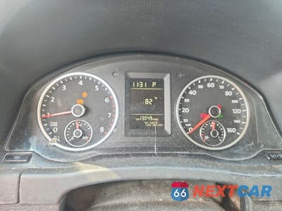 Zdjęcie 9 z 13 samochodu: 2010 VOLKSWAGEN TIGUAN S VIN:WVGAV7AX6AW511832 - miniatura