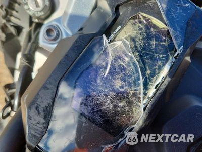 Zdjęcie 7 z 8 samochodu: 2024 BMW G310 R VIN:WB30G4308RRA64155 - miniatura