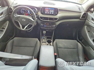 Zdjęcie 8 z 14 samochodu: 2019 HYUNDAI TUCSON SE VIN:KM8J23A44KU048349 - miniatura