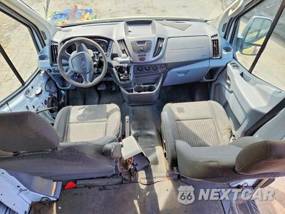 Zdjęcie 8 z 13 samochodu: 2016 FORD TRANSIT 250 DELIVERY VAN VIN:1FTYR3XM3GKA31051 - miniatura