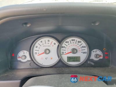 Zdjęcie 9 z 12 samochodu: 2006 FORD ESCAPE XLT VIN:1FMYU93196KA28582 - miniatura