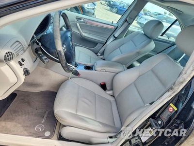 Zdjęcie 7 z 12 samochodu: 2006 MERCEDES-BENZ C 230 VIN:WDBRF52H86F762812 - miniatura
