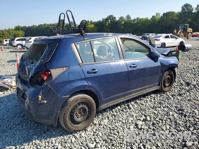 Trzecie zdjęcie samochodu z tyłu: 2009 NISSAN VERSA 1.8 S VIN:3N1BC13E29L351556 - miniatura