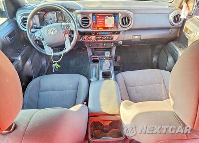Zdjęcie 8 z 12 samochodu: 2016 TOYOTA TACOMA TRD SPORT VIN:5TFDZ5BNXGX008301 - miniatura