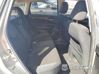 Zdjęcie 10 z 13 samochodu: 2016 HONDA FIT LX VIN:JHMGK5H5XGX037742 - miniatura