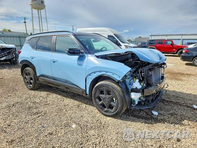 Czwarte zdjęcie samochodu z boku: 2027 KIA SELTOS X-LINE S VIN:KNDEDCD33V7017065 - miniatura