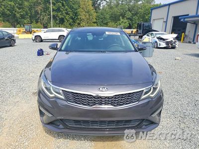 Piąte zdjęcie samochodu w środku: 2019 KIA OPTIMA LX VIN:5XXGT4L30KG329687 - miniatura