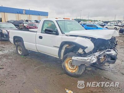 Czwarte zdjęcie samochodu z boku: 2006 CHEVROLET SILVERADO C2500 HEAVY DUTY VIN:1GCHC24U16E108755 - miniatura