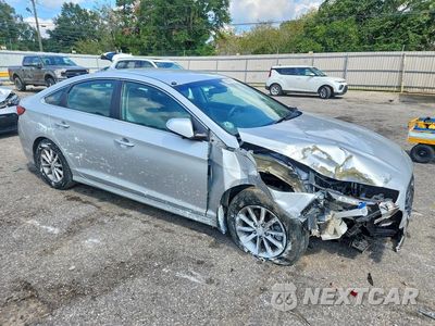 Czwarte zdjęcie samochodu z boku: 2018 HYUNDAI SONATA SE VIN:5NPE24AF9JH619078 - miniatura