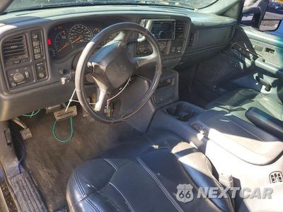 Zdjęcie 8 z 12 samochodu: 2002 CHEVROLET SILVERADO K2500 HEAVY DUTY VIN:1GCHK29182E193539 - miniatura