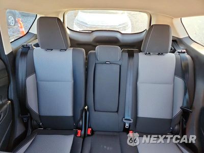 Zdjęcie 10 z 13 samochodu: 2017 FORD ESCAPE SE VIN:1FMCU9G90HUB50443 - miniatura