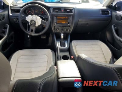 Zdjęcie 8 z 12 samochodu: 2014 VOLKSWAGEN JETTA BASE VIN:3VW2K7AJ8EM237324 - miniatura