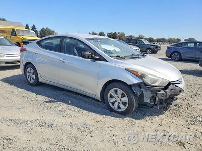 Czwarte zdjęcie samochodu z boku: 2016 HYUNDAI ELANTRA SE VIN:5NPDH4AE4GH663659 - miniatura