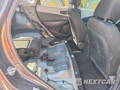 Zdjęcie 11 z 13 samochodu: 2018 HYUNDAI KONA SEL VIN:KM8K22AA4JU183057 - miniatura