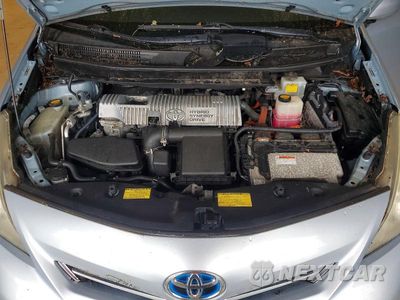 Zdjęcie 12 z 13 samochodu: 2012 TOYOTA PRIUS V THREE VIN:JTDZN3EU4C3016274 - miniatura