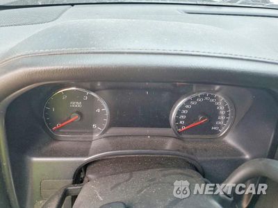 Zdjęcie 9 z 13 samochodu: 2015 GMC SIERRA K3500 DENALI VIN:1GT424E86FF109389 - miniatura