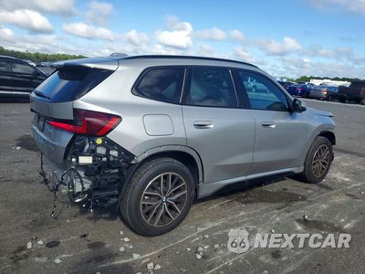 Trzecie zdjęcie samochodu z tyłu: 2026 BMW X1 XDRIVE28I VIN:WBX73EF00T5499757 - miniatura