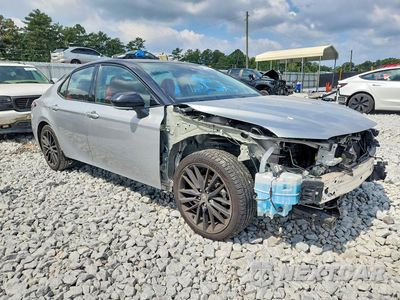 Czwarte zdjęcie samochodu z boku: 2021 TOYOTA CAMRY XSE VIN:4T1K61AKXMU470141 - miniatura