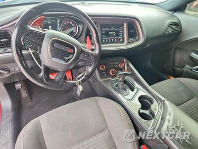 Zdjęcie 8 z 13 samochodu: 2019 DODGE CHALLENGER R/T VIN:2C3CDZBT1KH660466 - miniatura
