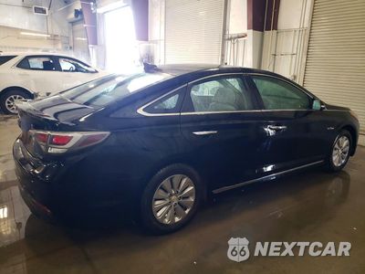 Trzecie zdjęcie samochodu z tyłu: 2016 HYUNDAI SONATA HYBRID SE VIN:KMHE24L10GA026626 - miniatura