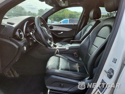 Zdjęcie 7 z 12 samochodu: 2019 MERCEDES-BENZ GLC 300 4MATIC VIN:WDC0G4KB1KV184656 - miniatura
