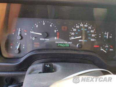 Zdjęcie 9 z 13 samochodu: 2000 JEEP WRANGLER / TJ SPORT VIN:1J4FA49S1YP713263 - miniatura
