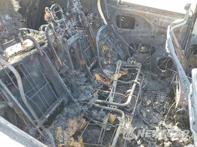 Zdjęcie 10 z 12 samochodu: 2017 TOYOTA RAV4 XLE VIN:JTMRFREV3HD200681 - miniatura
