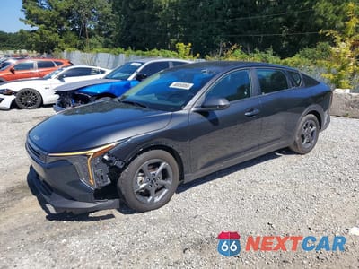 2025 KIA K4 LXS 3KPFT4DE5SE185204 - główne zdjęcie licytacji z USA - miniatura