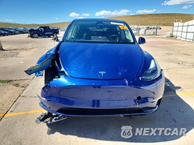 Piąte zdjęcie samochodu w środku: 2025 TESLA MODEL Y VIN:7SAYGDEE2SF237719 - miniatura