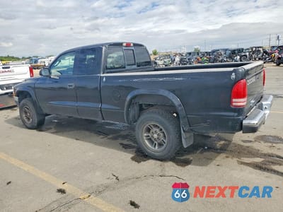 Drugie zdjęcie samochodu z przodu: 2000 DODGE DAKOTA VIN:1B7GG22X8YS584549 - miniatura