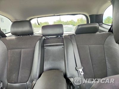 Zdjęcie 10 z 13 samochodu: 2010 HYUNDAI SANTA FE SE VIN:5NMSHDAGXAH344540 - miniatura