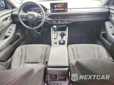 Zdjęcie 8 z 12 samochodu: 2025 HONDA ACCORD LX VIN:1HGCY1F21SA046696 - miniatura