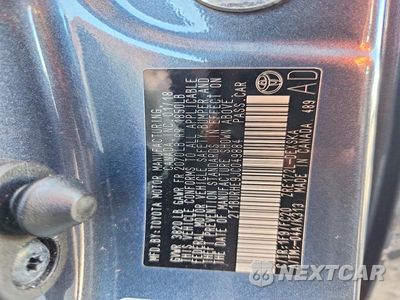 Zdjęcie 13 z 13 samochodu: 2018 TOYOTA COROLLA SE VIN:2T1BURHE9JC049884 - miniatura