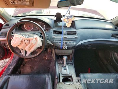 Zdjęcie 8 z 12 samochodu: 2011 HONDA ACCORD EXL VIN:1HGCS1B86BA003001 - miniatura