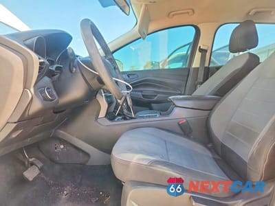 Zdjęcie 7 z 12 samochodu: 2017 FORD ESCAPE S VIN:1FMCU0F77HUC13940 - miniatura