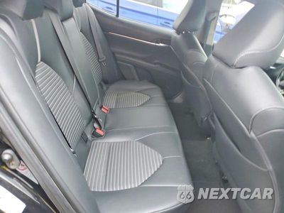 Zdjęcie 10 z 12 samochodu: 2019 TOYOTA CAMRY L VIN:4T1B11HK8KU764235 - miniatura