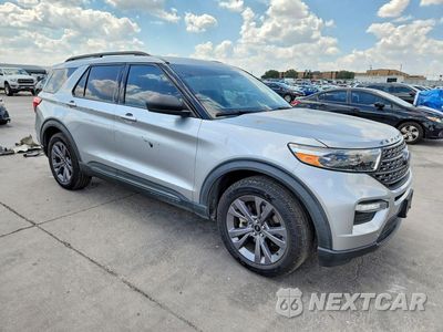 Czwarte zdjęcie samochodu z boku: 2021 FORD EXPLORER XLT VIN:1FMSK7DH4MGC10458 - miniatura