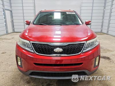 Piąte zdjęcie samochodu w środku: 2015 KIA SORENTO LX VIN:5XYKT3A60FG558938 - miniatura