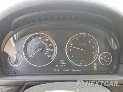 Zdjęcie 9 z 13 samochodu: 2014 BMW 528 XI VIN:WBA5A7C51ED615477 - miniatura
