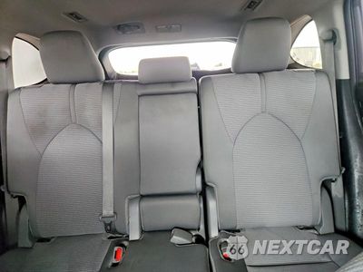 Zdjęcie 10 z 13 samochodu: 2024 TOYOTA HIGHLANDER LE VIN:5TDKDRAHXRS539161 - miniatura
