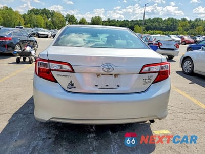 Zdjęcie 6 z 12 samochodu: 2014 TOYOTA CAMRY LE VIN:4T1BF1FK3EU334735 - miniatura