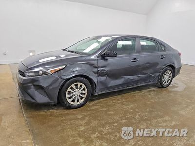 2024 KIA FORTE LX 3KPF24AD6RE816387 - główne zdjęcie licytacji z USA - miniatura