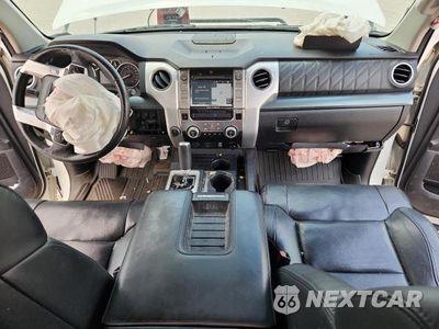 Zdjęcie 8 z 12 samochodu: 2016 TOYOTA TUNDRA PLATINUM VIN:5TFAW5F11GX546873 - miniatura
