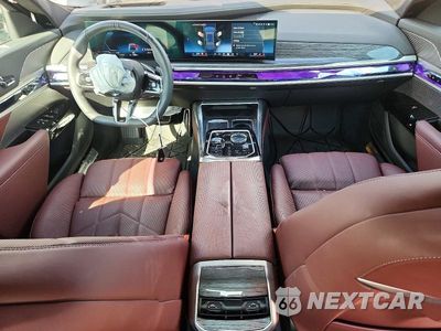 Zdjęcie 8 z 13 samochodu: 2026 BMW 760 XI VIN:WBA33EJ03TCX09361 - miniatura