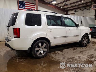 Trzecie zdjęcie samochodu z tyłu: 2013 HONDA PILOT TOURING VIN:5FNYF4H92DB056122 - miniatura