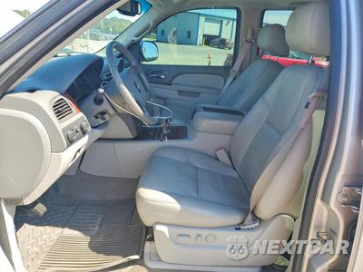 Zdjęcie 7 z 12 samochodu: 2010 CHEVROLET AVALANCHE LTZ VIN:3GNVKGE06AG231085 - miniatura