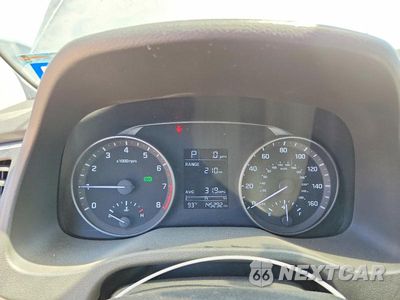 Zdjęcie 9 z 12 samochodu: 2017 HYUNDAI ELANTRA SE VIN:5NPD84LF9HH187920 - miniatura